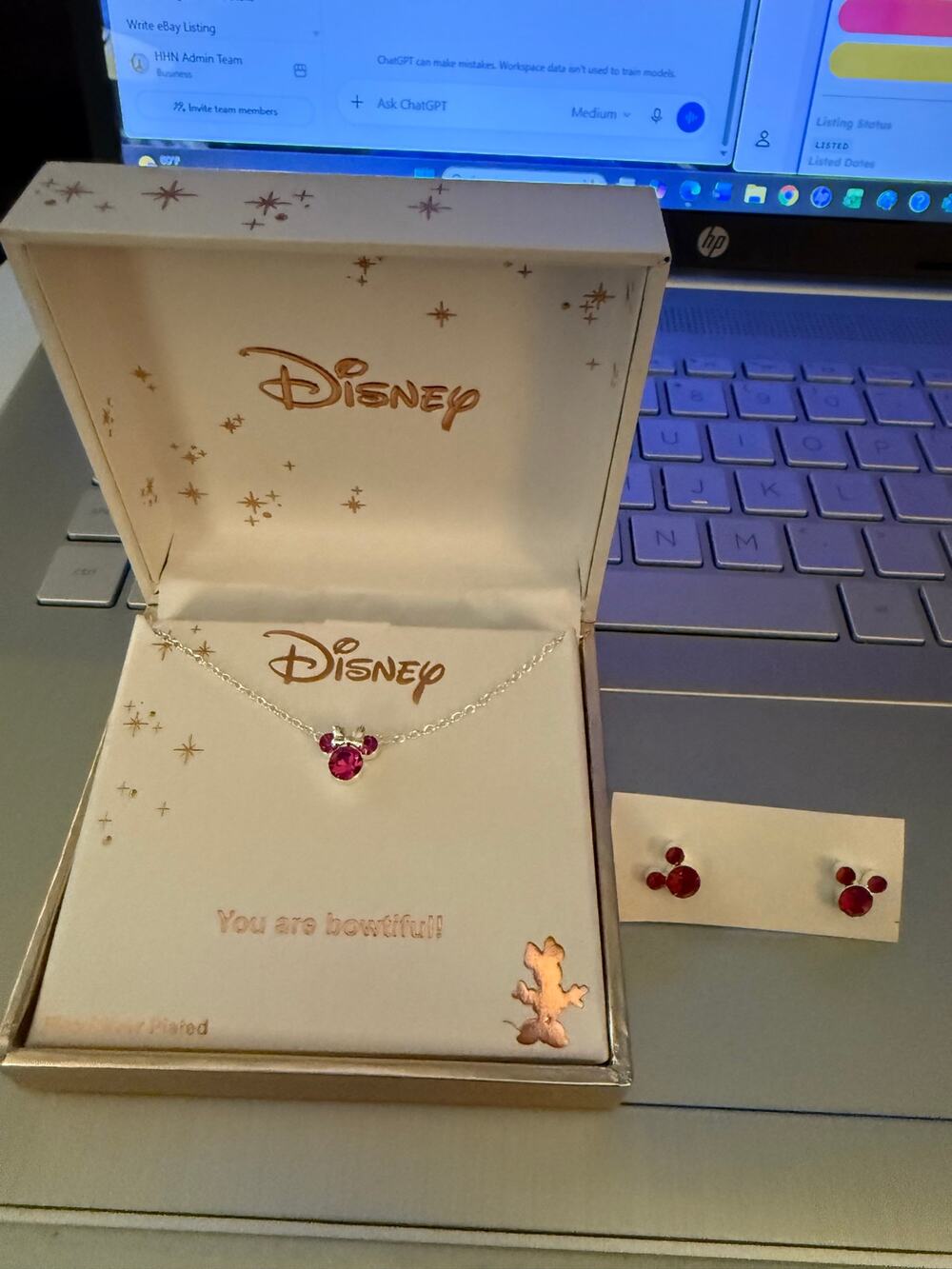 Disney Minnie Mouse Bowtiful Fine Silver Plated Necklace Earrings Set NEW
